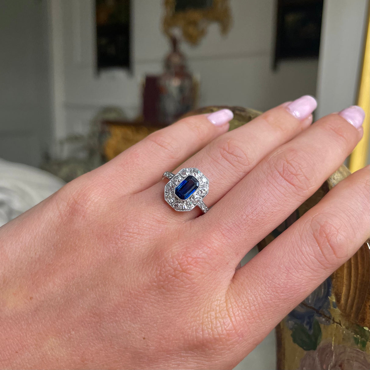 Art Deco sapphire and diamond cluster engagement ring, 18ct yellow gold