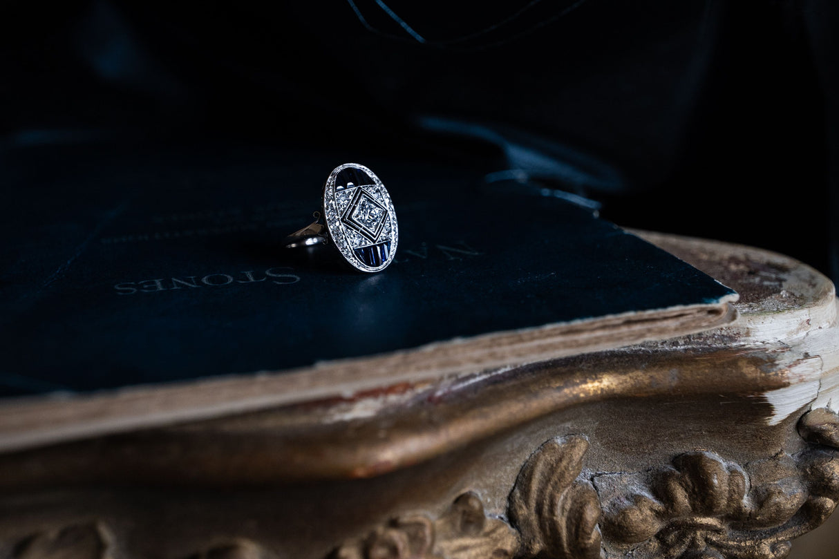 Art Deco, Platinum, Diamond and Sapphire Ring | Antique Rings | Antique Ring Boutique | Vintage Engagement Rings | Antique Engagement Rings | Antique Jewellery Company | Vintage Jewellery