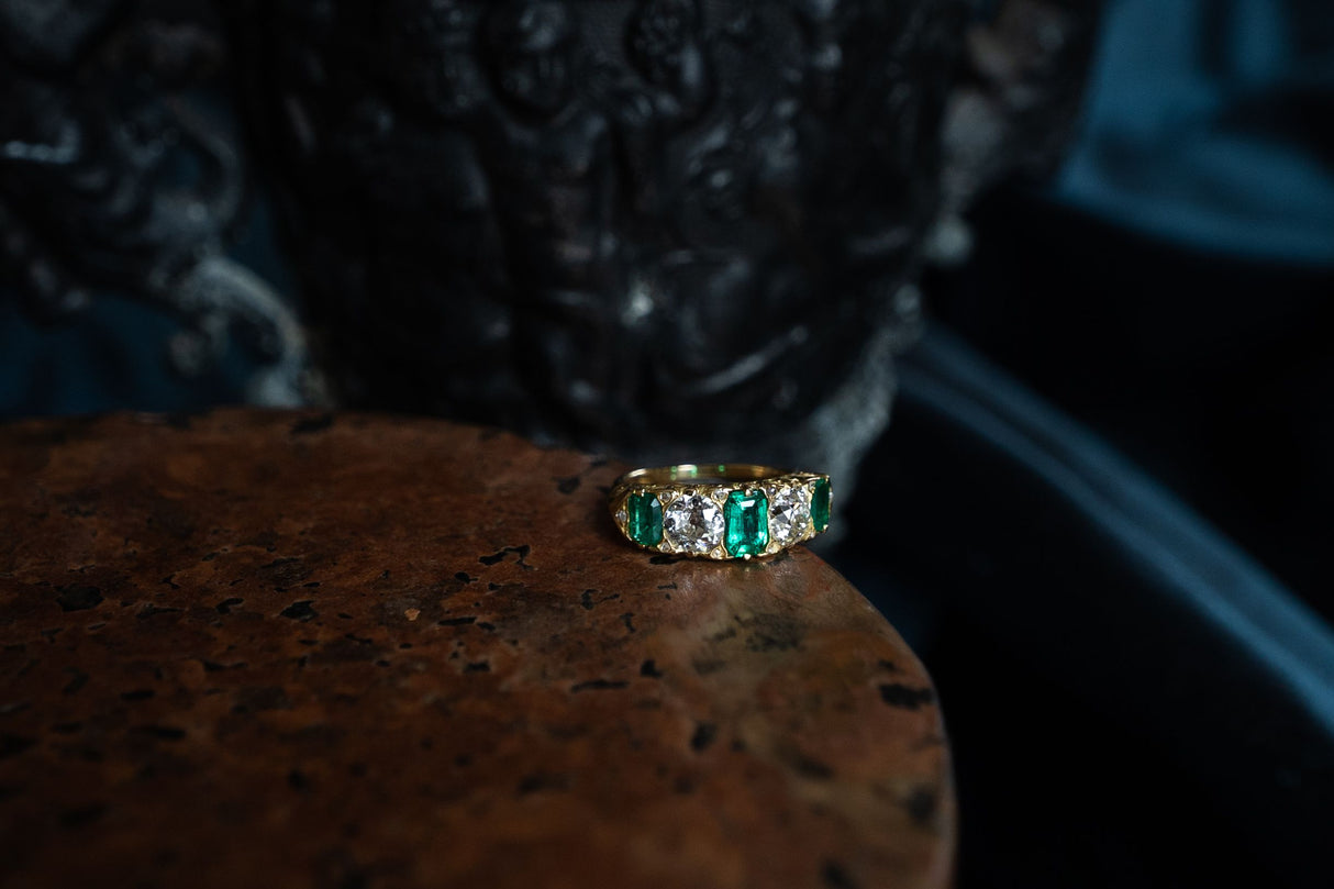 Victorian, 18ct yellow gold, emerald and diamond five-stone ring