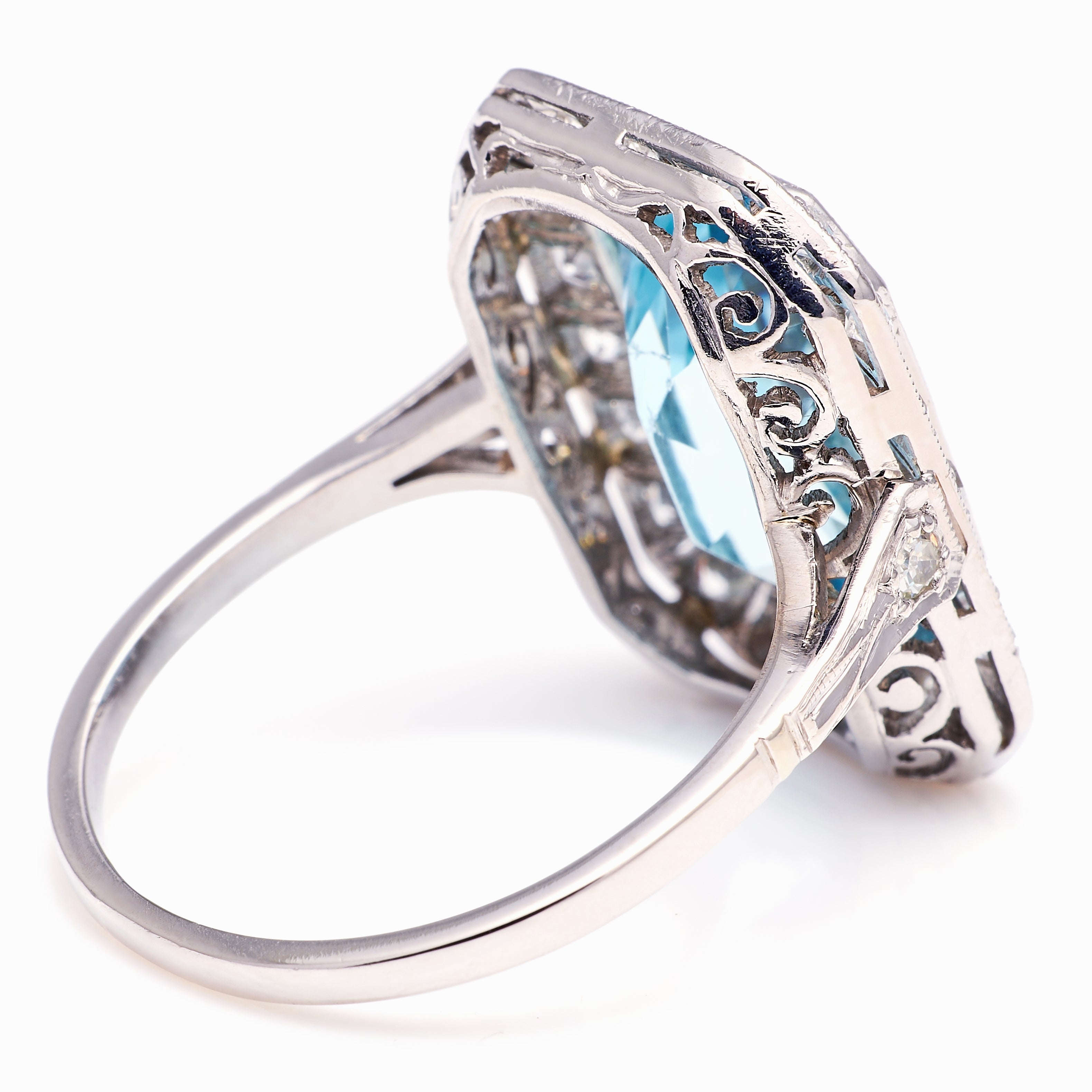 Art Deco aquamarine & diamond cluster ring – Antique Ring Boutique