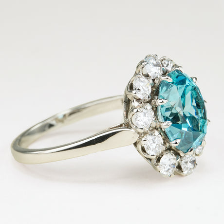 Vintage, zircon & diamond cluster ring