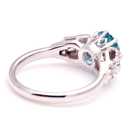 Vintage,  1960s single stone zircon ring