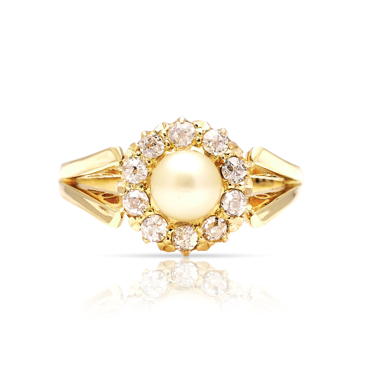 Vintage, 1980s pearl & diamond cluster ring front