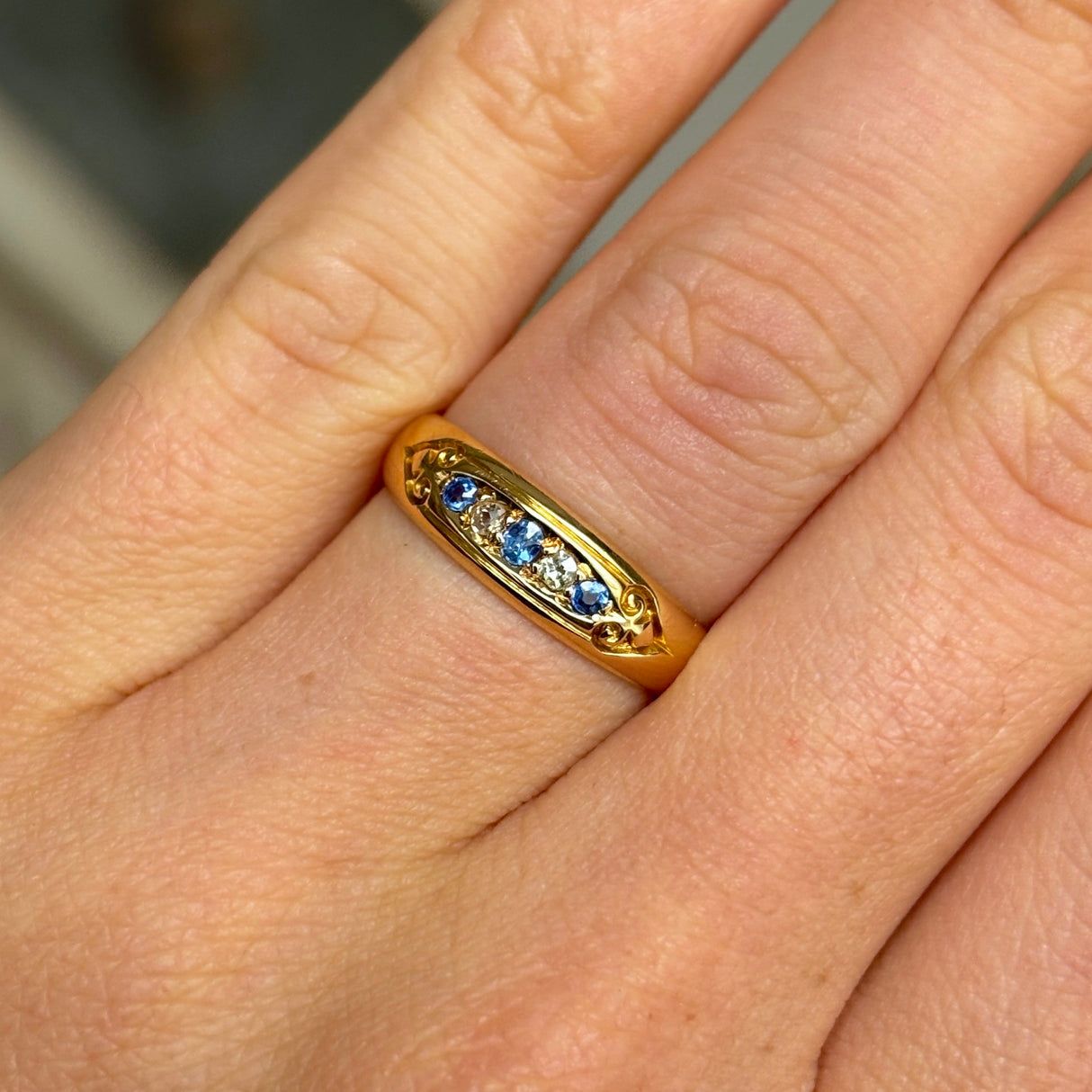 Antique, Victorian sapphire & diamond five-stone ring