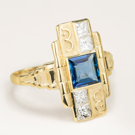Art Deco style, Austrian sapphire and diamond ring
