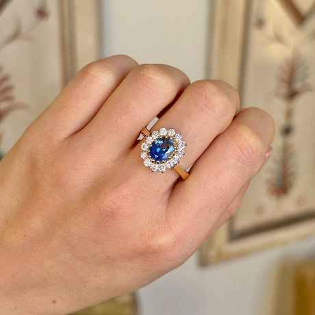
Vintage, 1980s sapphire & diamond cluster ring

