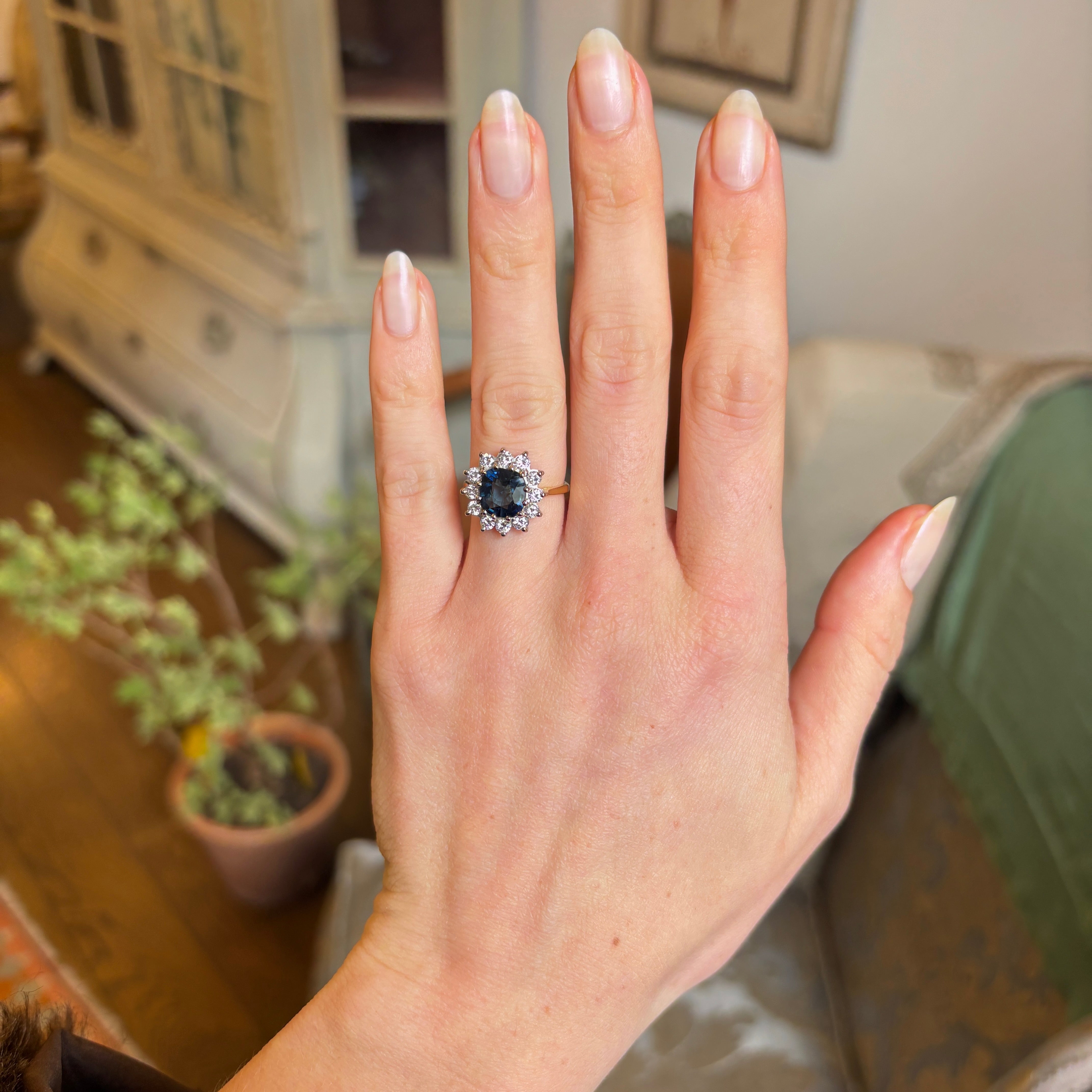 Vintage, 1940s deep teal & diamond cluster ring