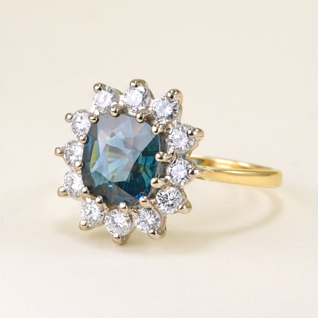 Vintage, 1940s deep teal & diamond cluster ring