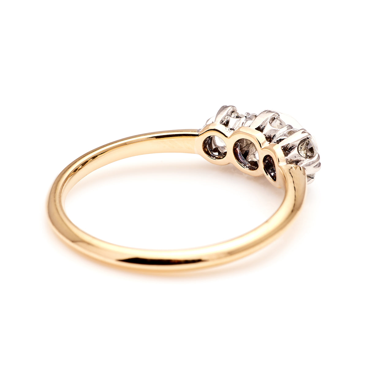 Antique, Edwardian three-stone diamond ring