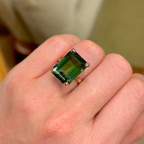 Vintage, 1950s green tourmaline cocktail ring
