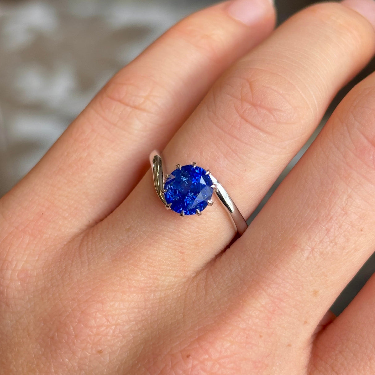 Vintage, Art Deco sapphire solitaire engagement ring
