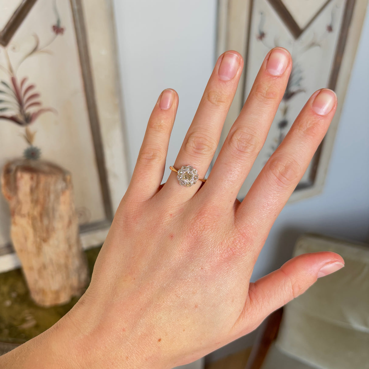 Vintage, Art Deco brown-cinnamon diamond cluster ring