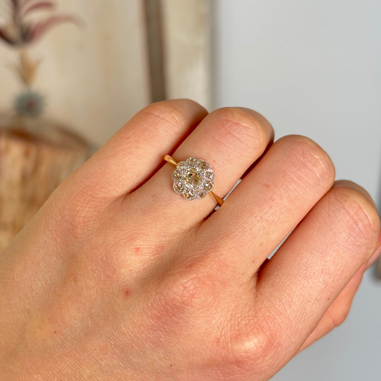 Vintage, Art Deco brown-cinnamon diamond cluster ring