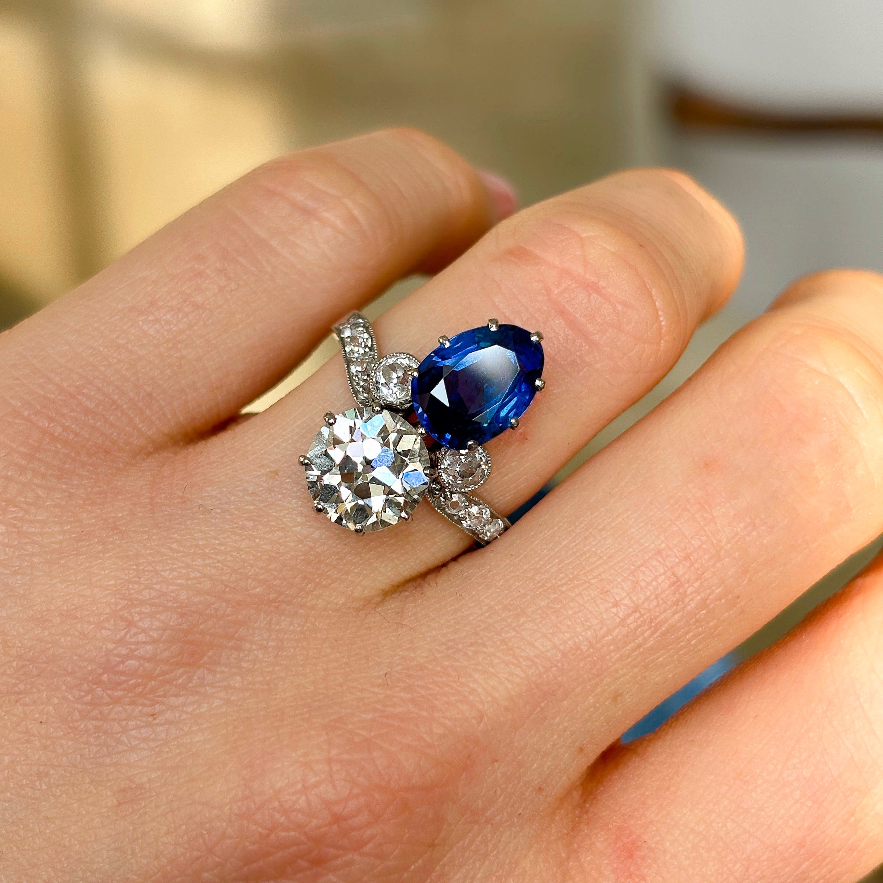 BELLE ÉPOQUE Sapphire 1-1 White gold, diamond and sapphire ring | DAMIANI