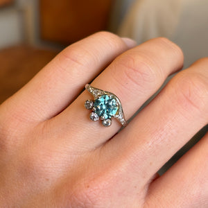 Vintage, 1950s unusual zircon & diamond ring