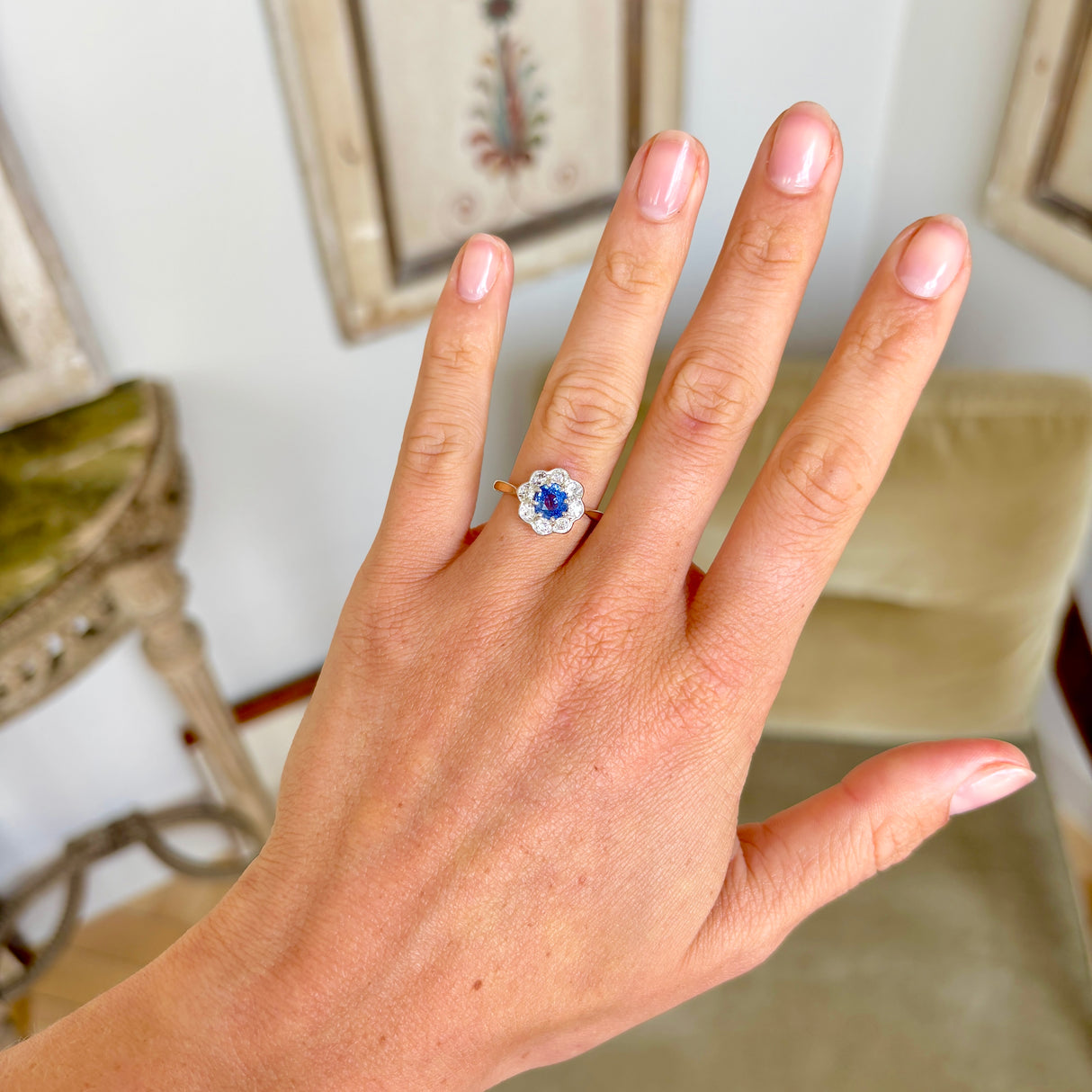 Antique, Edwardian sapphire & diamond daisy cluster ring