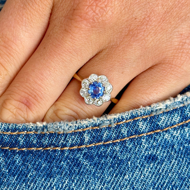 Antique, Edwardian sapphire & diamond daisy cluster ring