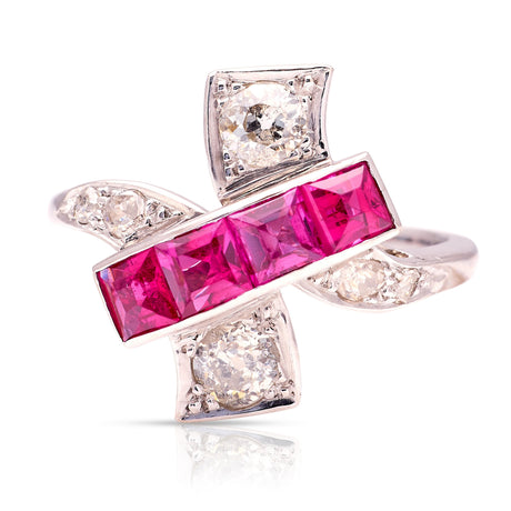 Vintage, 1930s ruby & diamond ring
