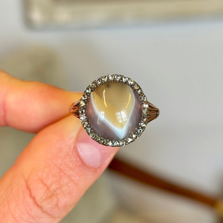 Antique, Georgian bi-colour agate & diamond cluster ring