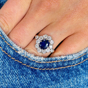 Antique, Belle Époque sapphire & diamond cluster ring