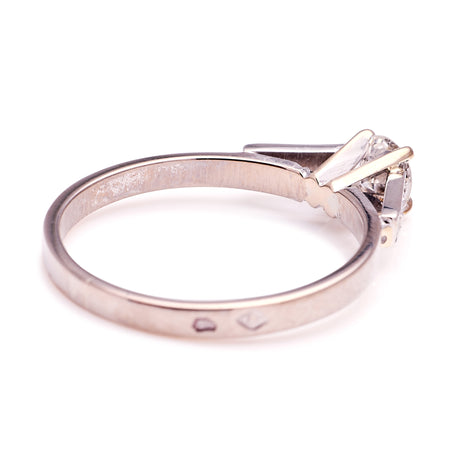 Vintage, 1950s diamond engagement ring