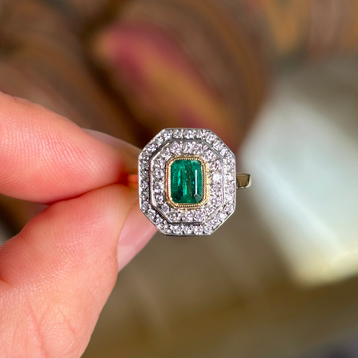 Vintage, 1950s emerald & diamond cluster ring