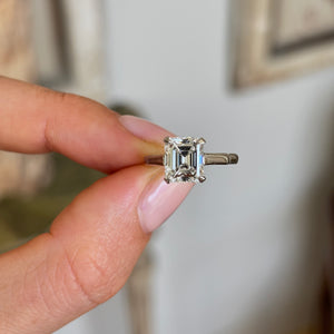Vintage, Art Deco rare solitaire diamond ring
