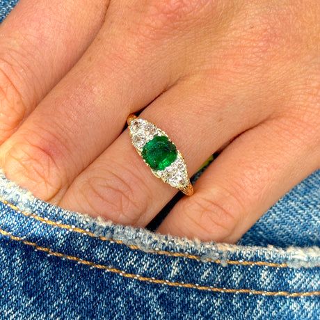 Antique, Victorian emerald & diamond ring