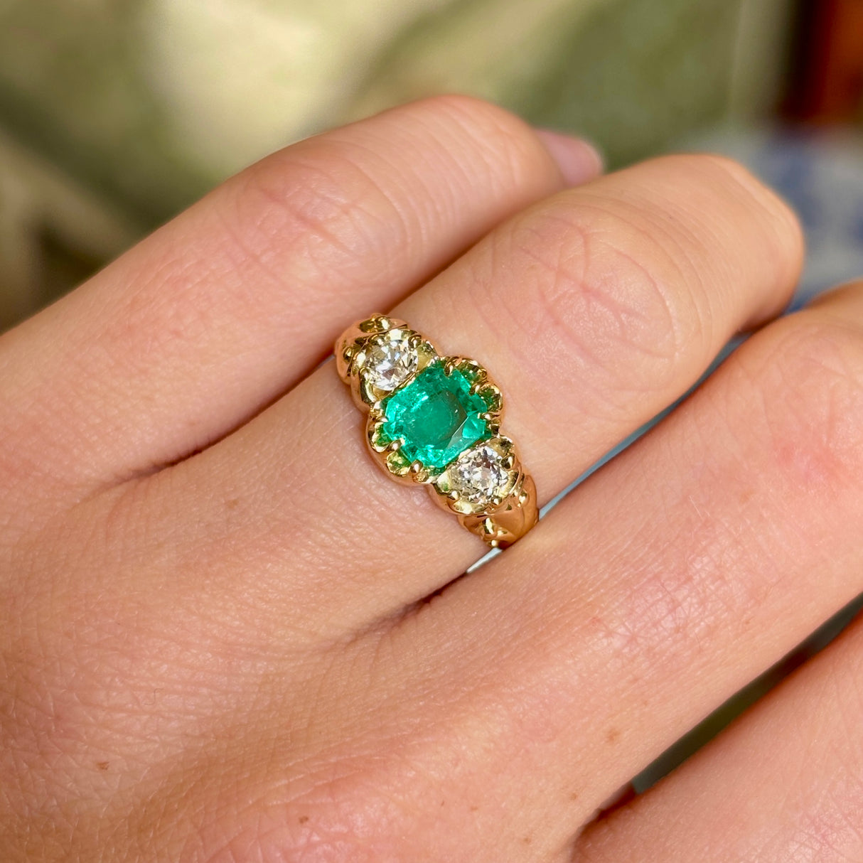 Antique, Victorian emerald & diamond three-stone ring