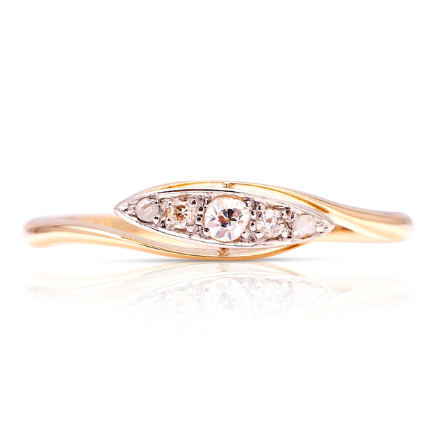 Vintage, 1940s diamond five-stone ring