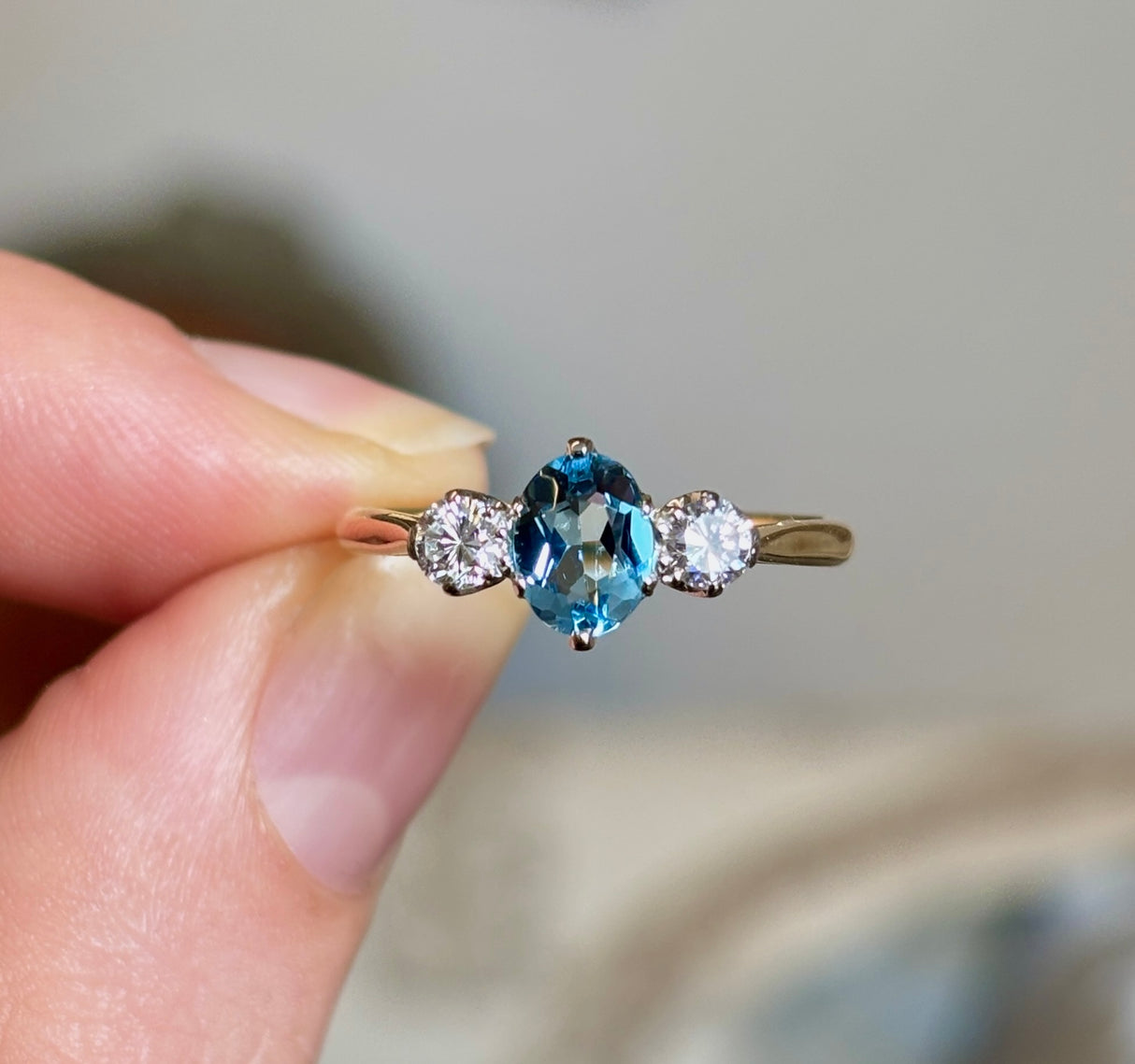 Vintage, 1920s aquamarine & diamond three-stone ring