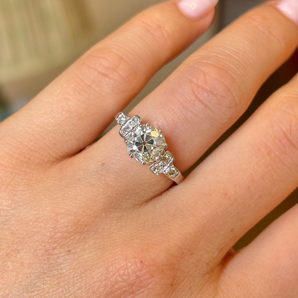 Vintage, 1930s diamond engagement ring