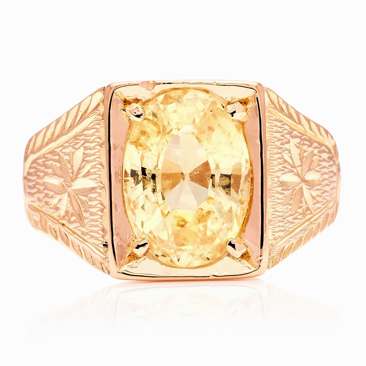 Antique, Late Victorian yellow sapphire signet ring