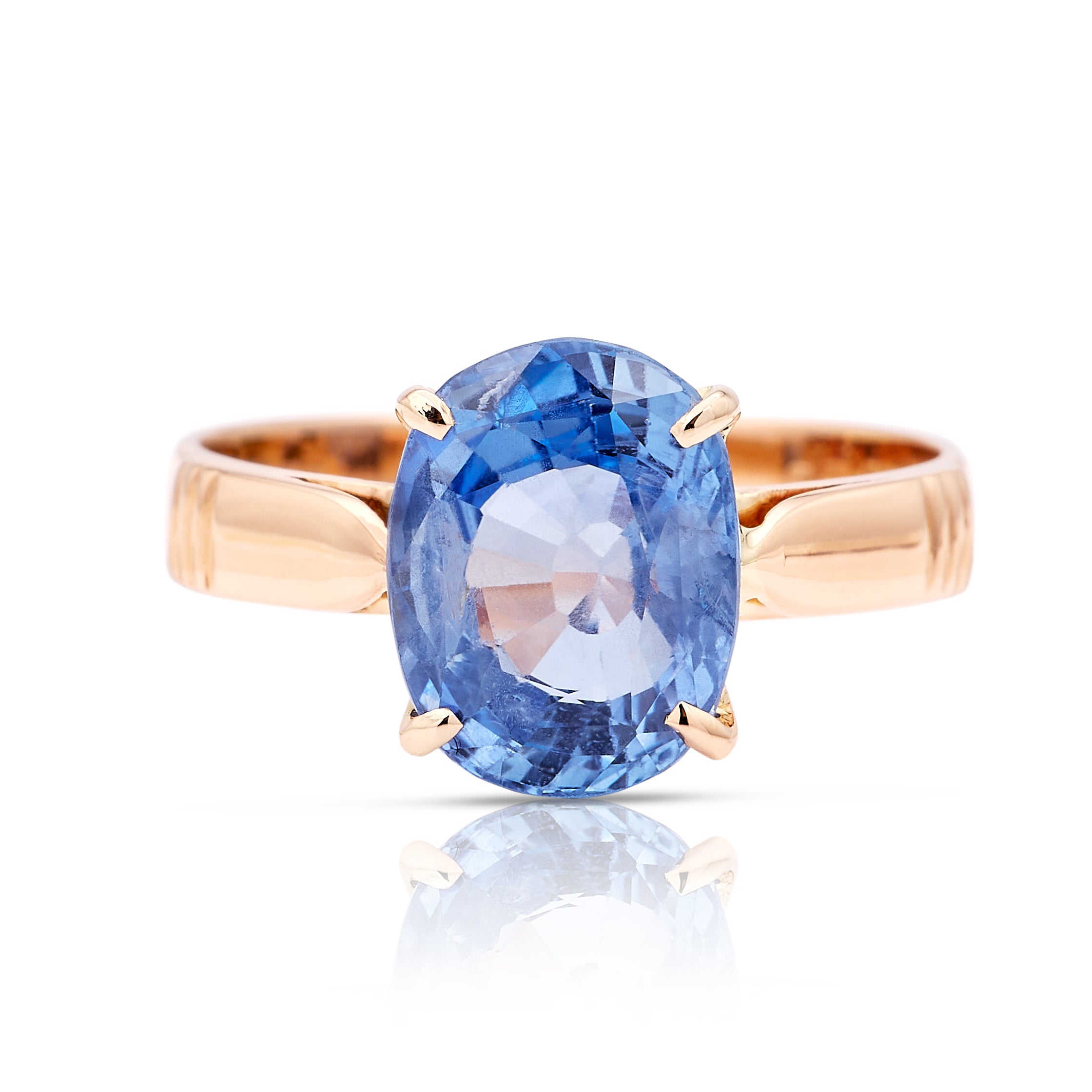 Vintage, 1980s cornflower-blue sapphire engagement ring