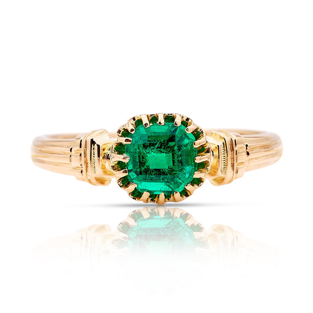 Antique, Edwardian emerald solitaire ring