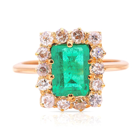 Vintage, 1940s emerald & diamond cluster ring