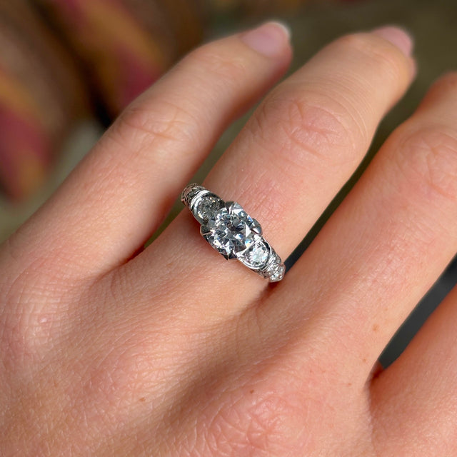 Vintage, Art Deco diamond engagement ring