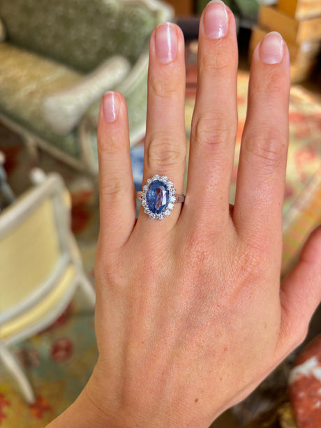 Vintage, 1960s ceylon sapphire & diamond cluster ring