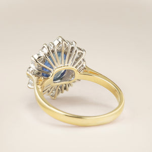 Vintage, 1980s Sri Lankan cornflower-blue sapphire & diamond cluster ring