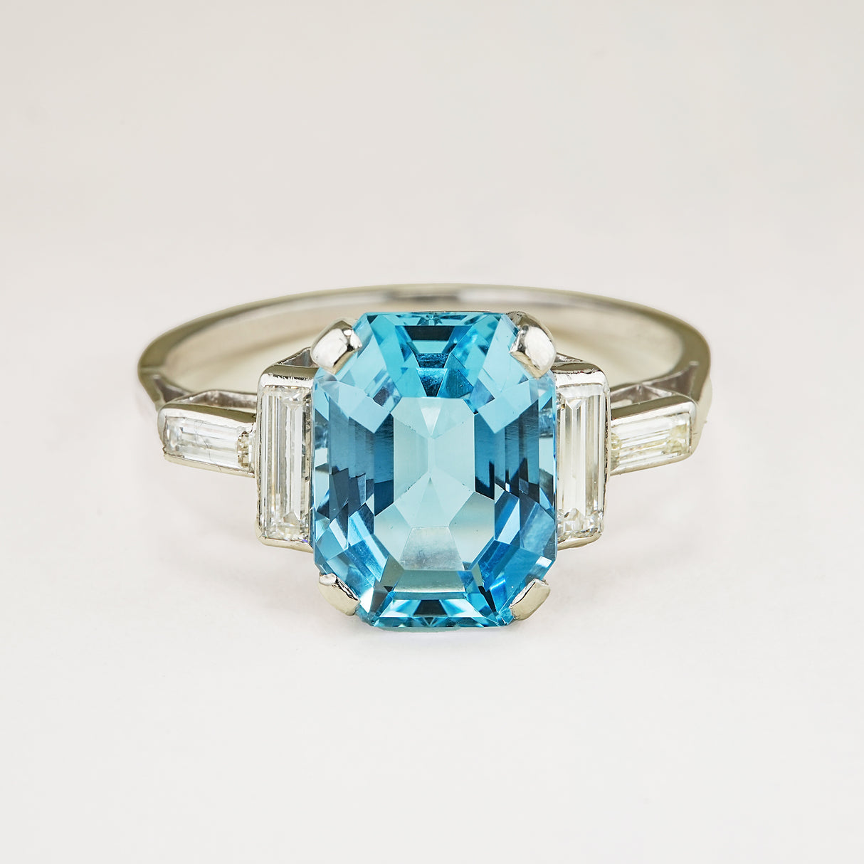 Vintage, Art Deco Garrard aquamarine & diamond ring