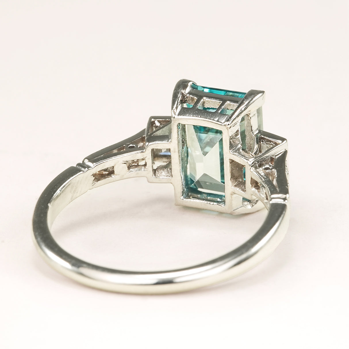Vintage, Art Deco zircon & diamond ring