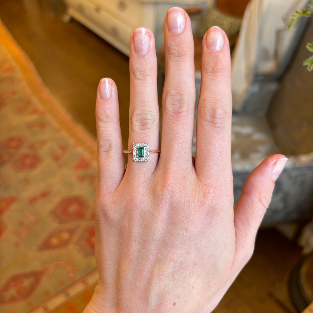 Antique, Edwardian emerald & diamond cluster engagement ring