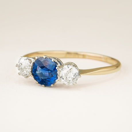 Antique, Edwardian Royal Blue sapphire & diamond three-stone ring