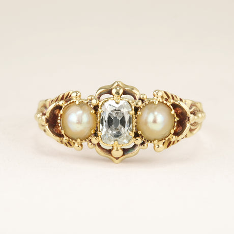 Antique, Georgian diamond & pearl three-stone ring
