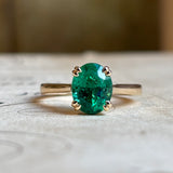 Oval-cut 2ct emerald single-stone ring