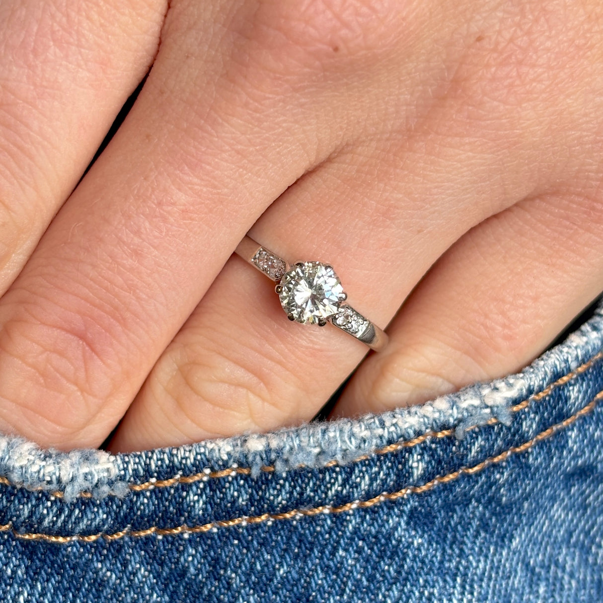 Vintage, 1920s diamond solitaire engagement ring