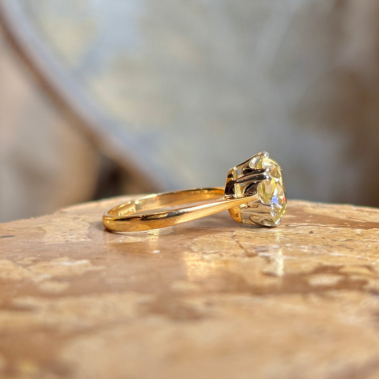 Antique, Victorian 2.88ct Champagne diamond solitaire engagement ring