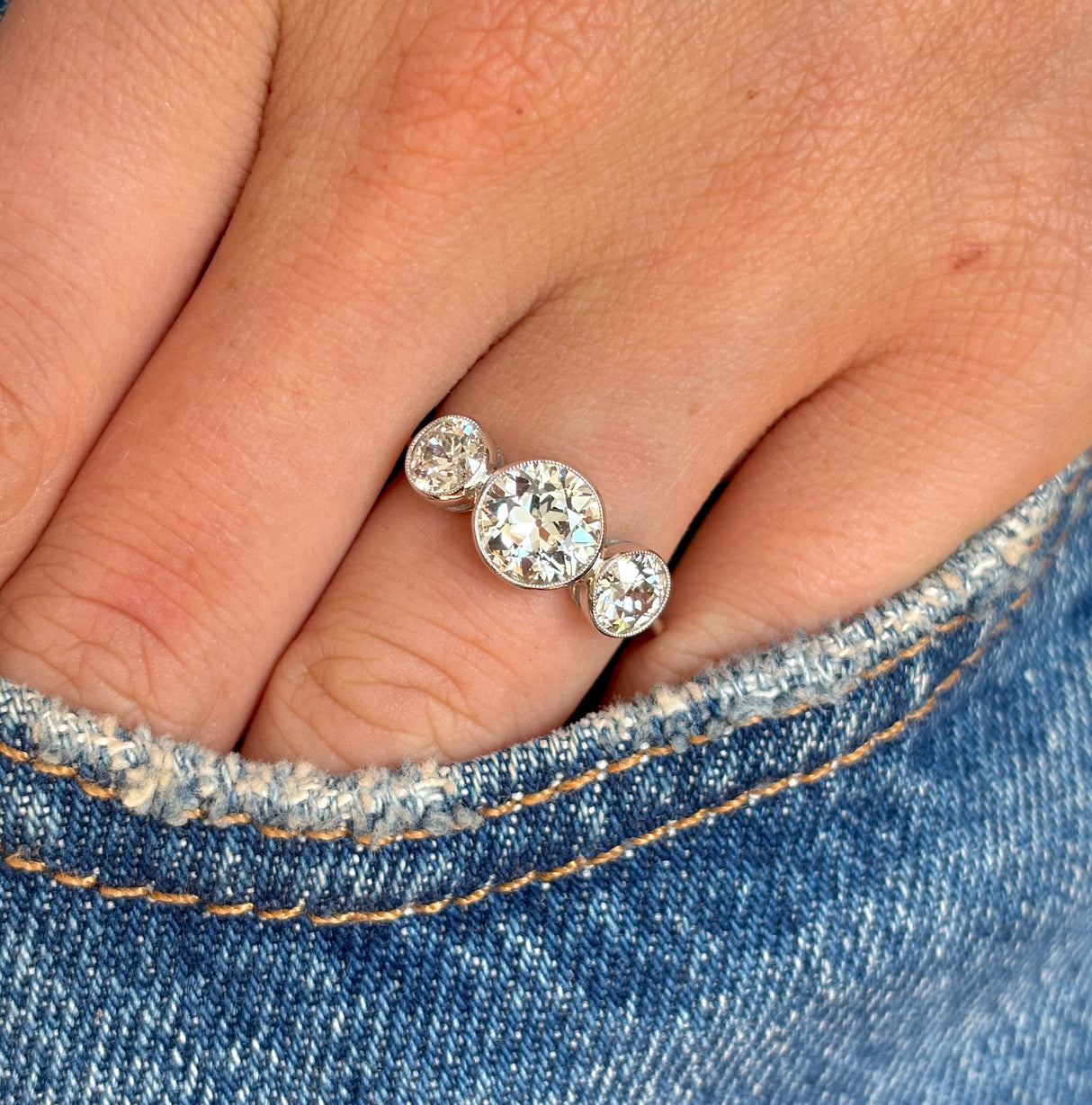 Art Deco, diamond three-stone ring