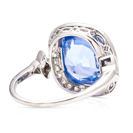 Antique, Belle Époque 8ct cushion-cut Sapphire and Diamond Cluster Ring, 18ct White Gold