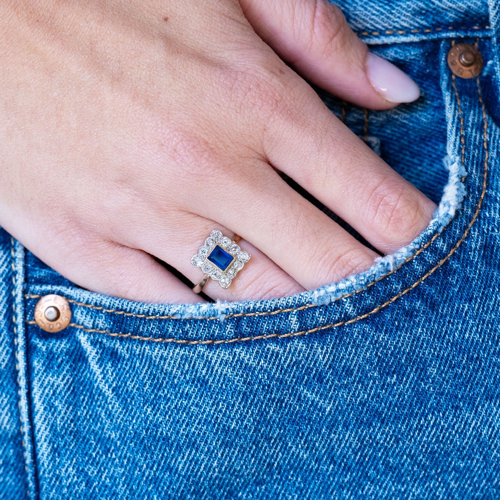 Antique, Art Deco sapphire & diamond cluster ring